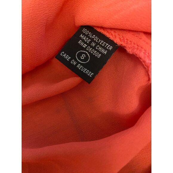 Angie Women's sheer Coral Blouse With Studded Front v-neck & 3/4 Sleeves Small - Picture 6 of 9